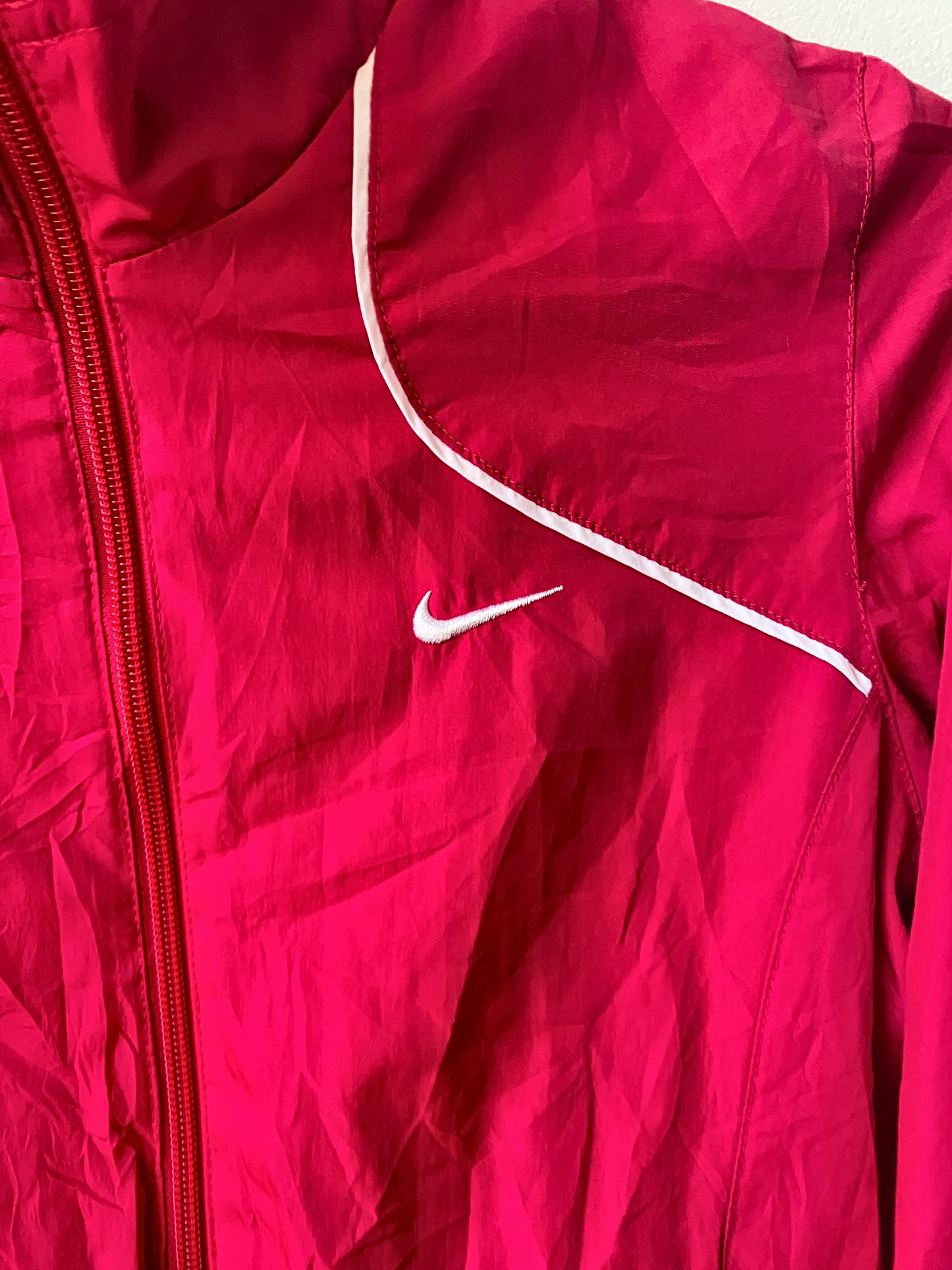 גקט Windbreaker NIKE בצבע ורוד מידה- S