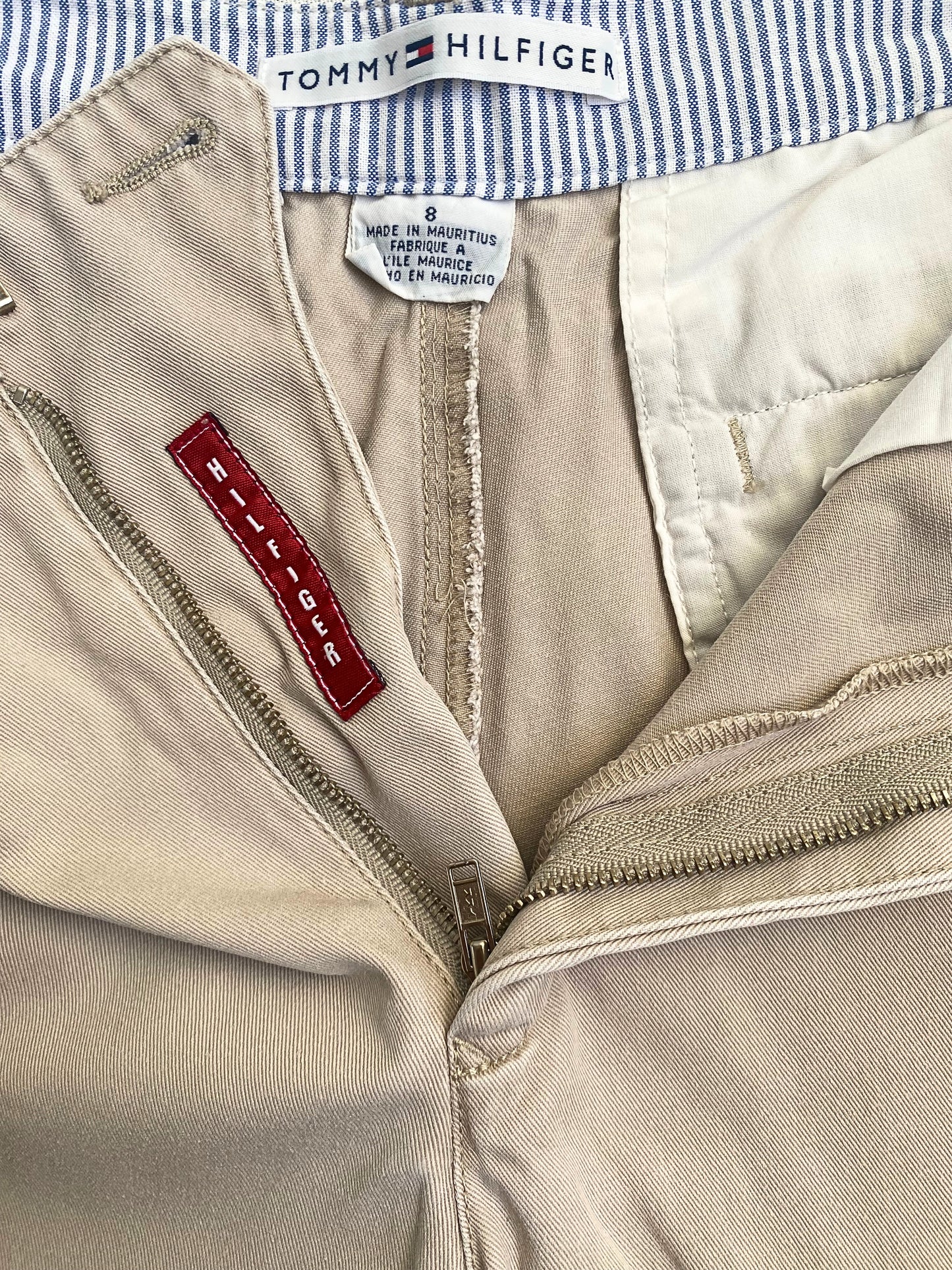 ברמודה TOMMY HILFIGER חאקי מידה- 8