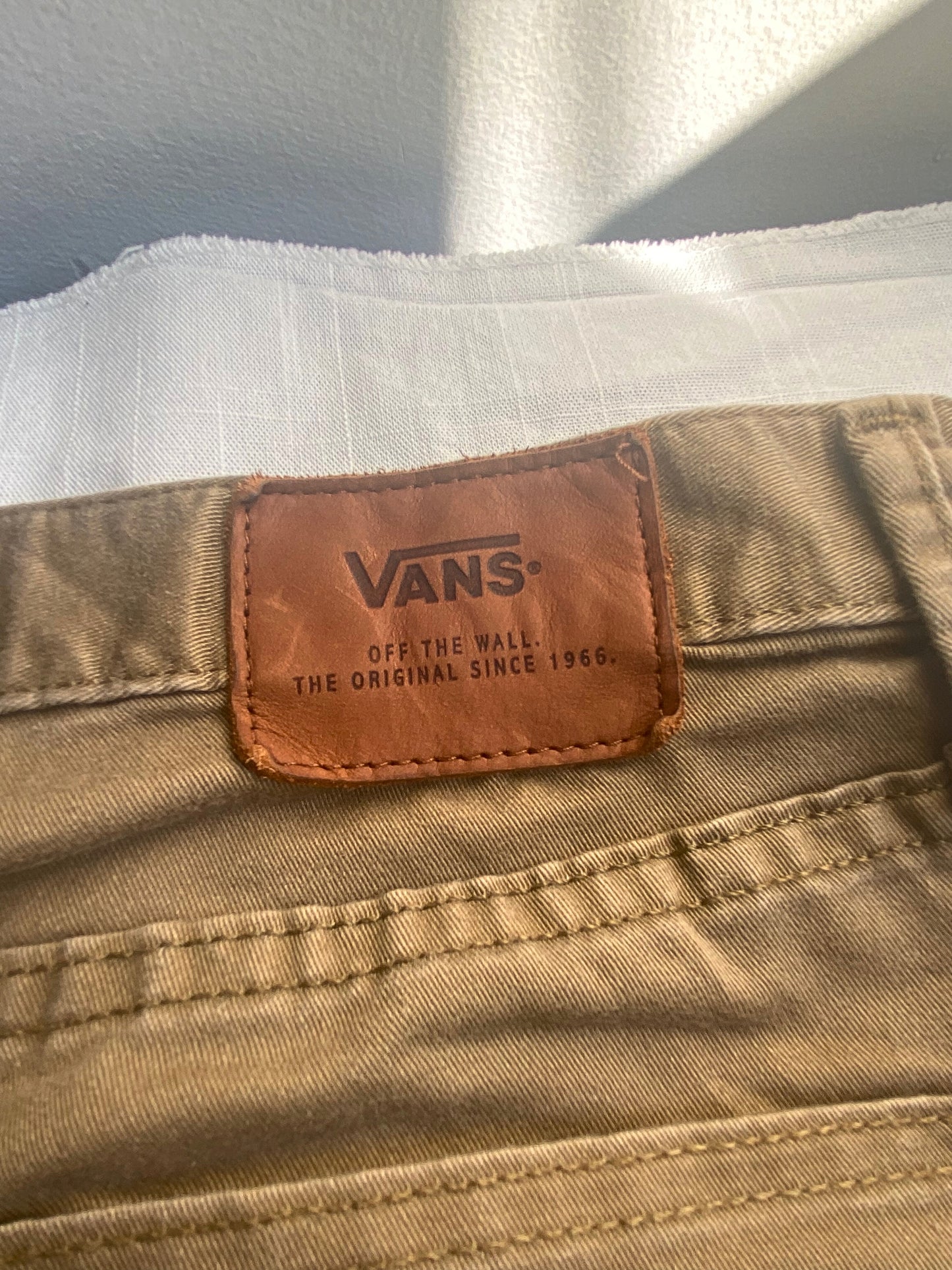 דגמ"ח VANS חאקי מידה- 34