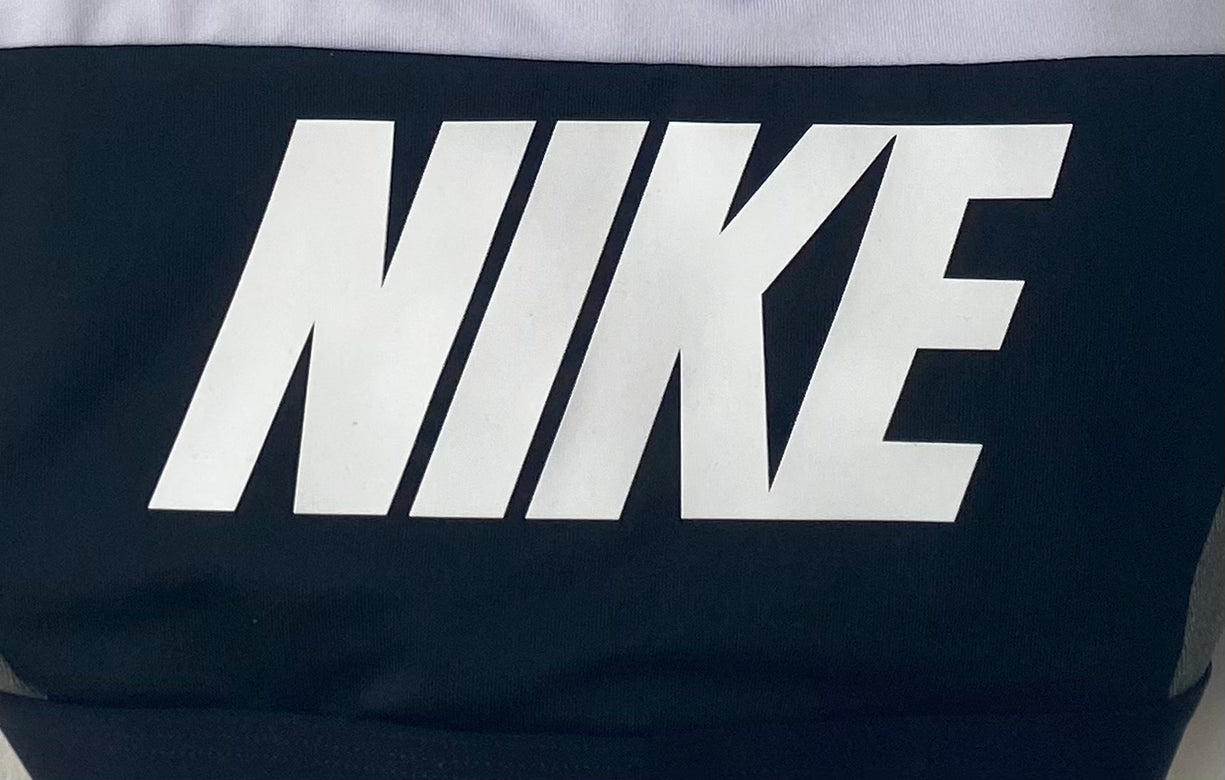 חזיית ספורט Nike DSTRT CLASSIC מידה- S