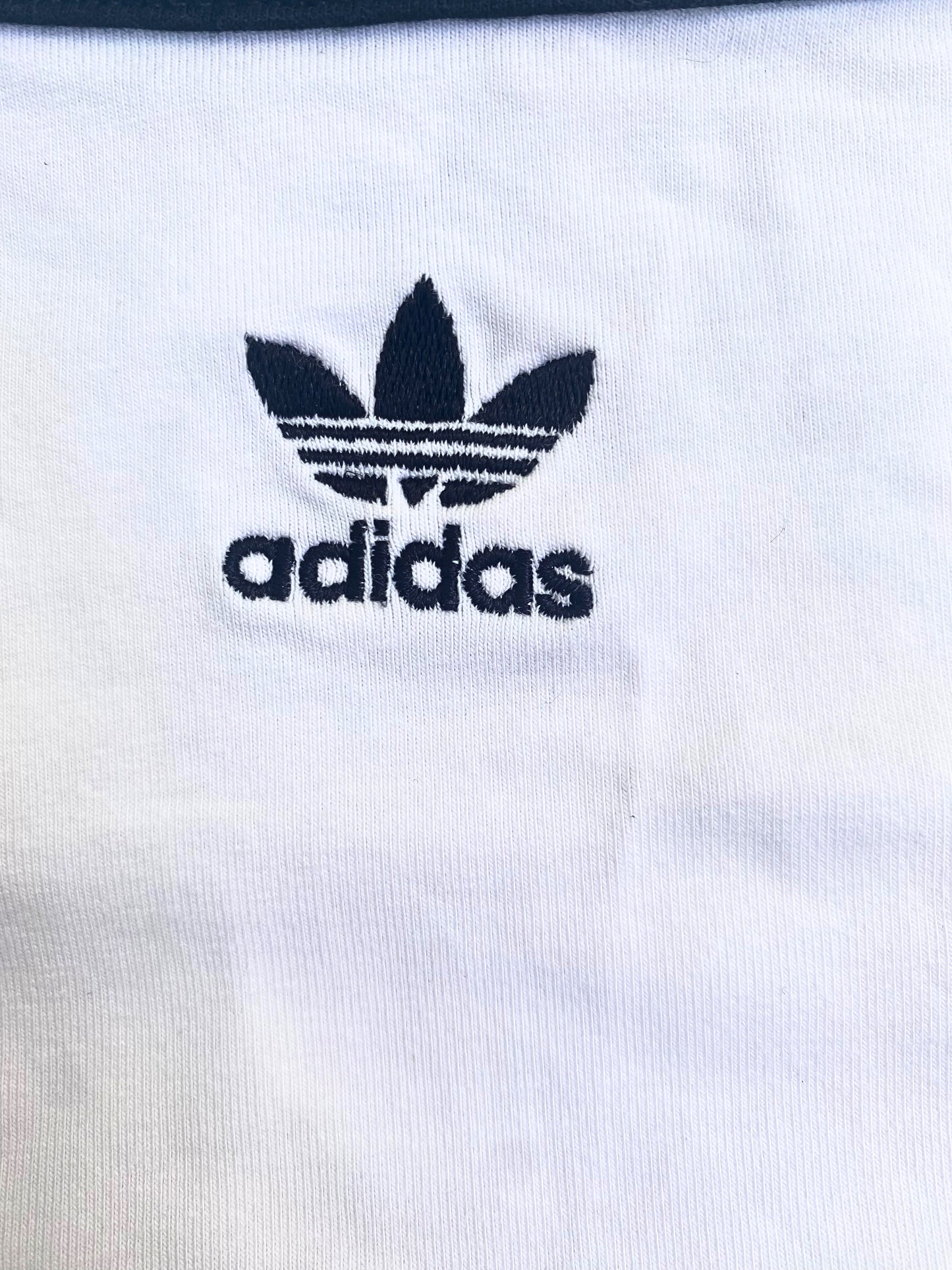 גופייה של ADIDAS בצבע לבן מידה- M