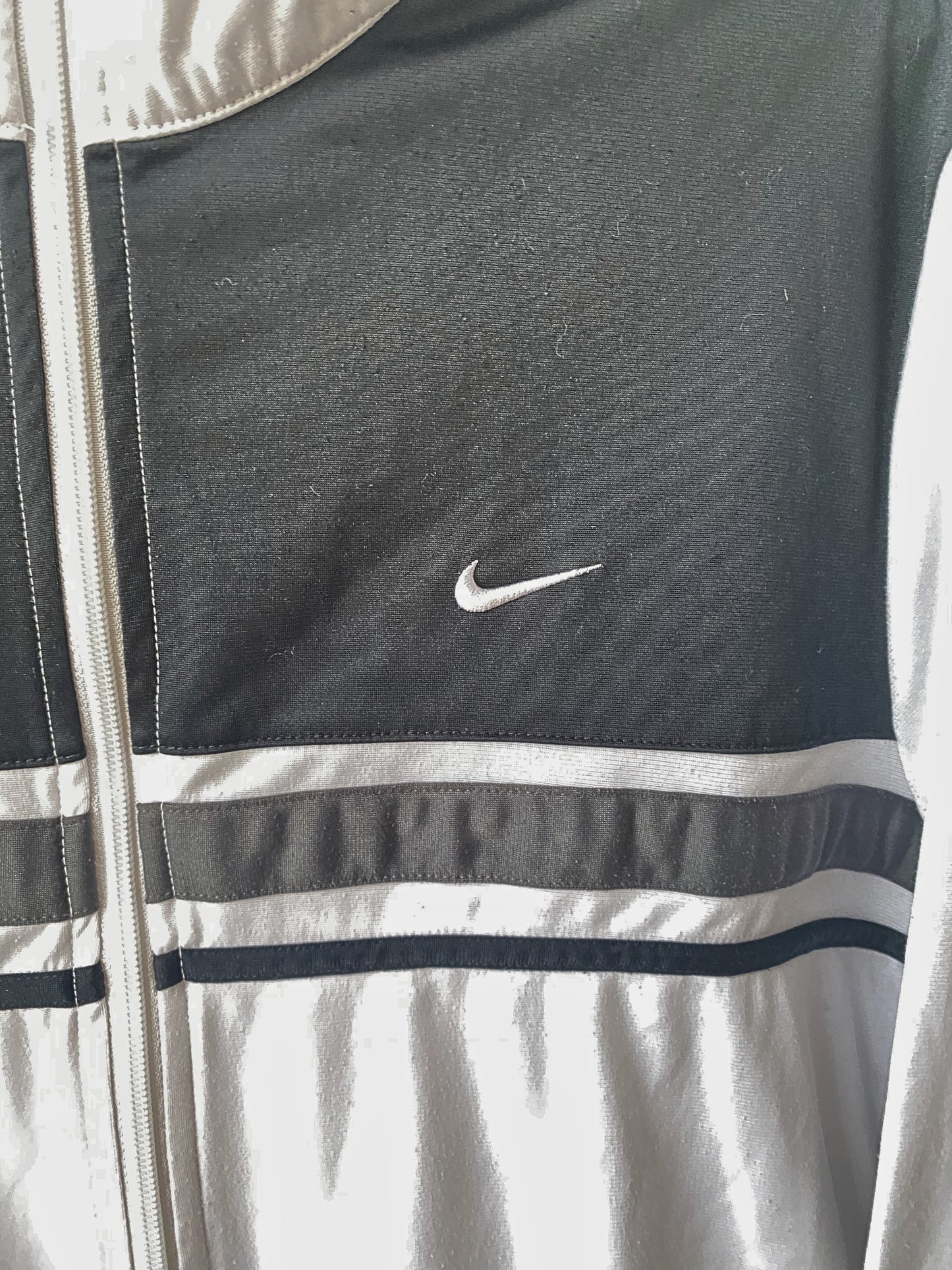 גקט NIKE -שחור לבן מידה XL