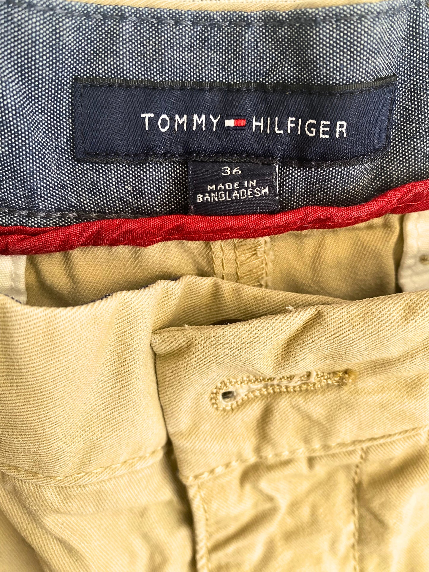 ברמודה TOMMY HILFIGER חאקי מידה- 36