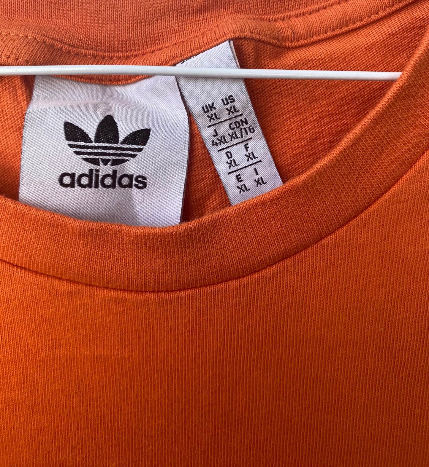 חולצה קצרה ADIDAS כתומה מידה- XL