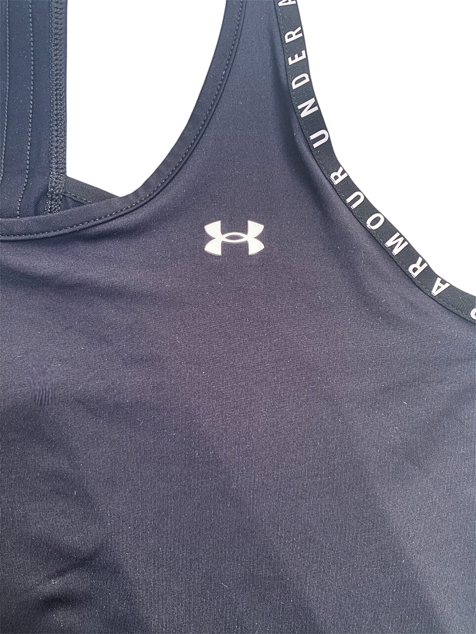 גופיית UNDER ARMOUR שחורה מידה - L