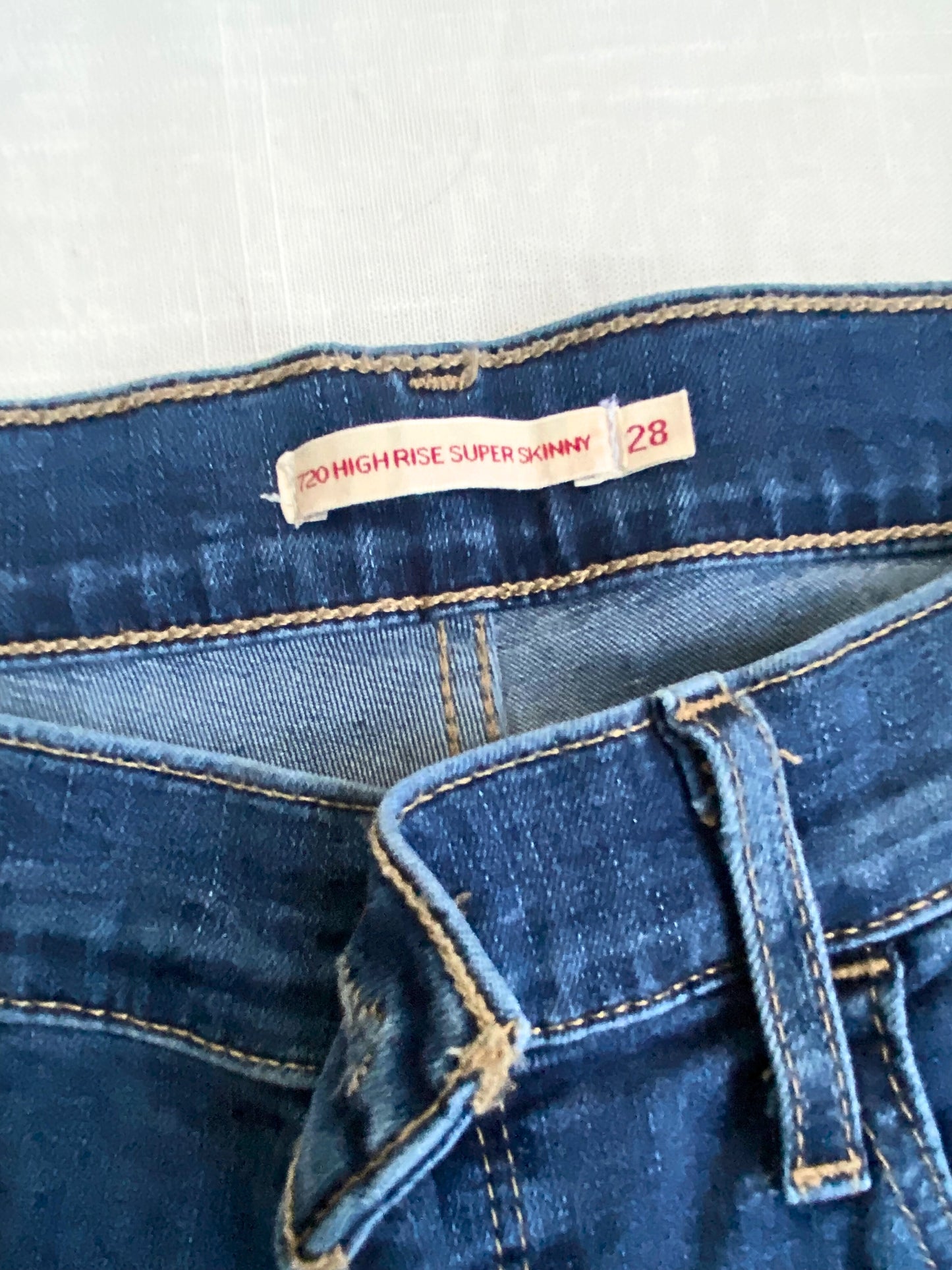 ג'ינס LEVI'S 720 High Rise Super Skinny מידה- 28