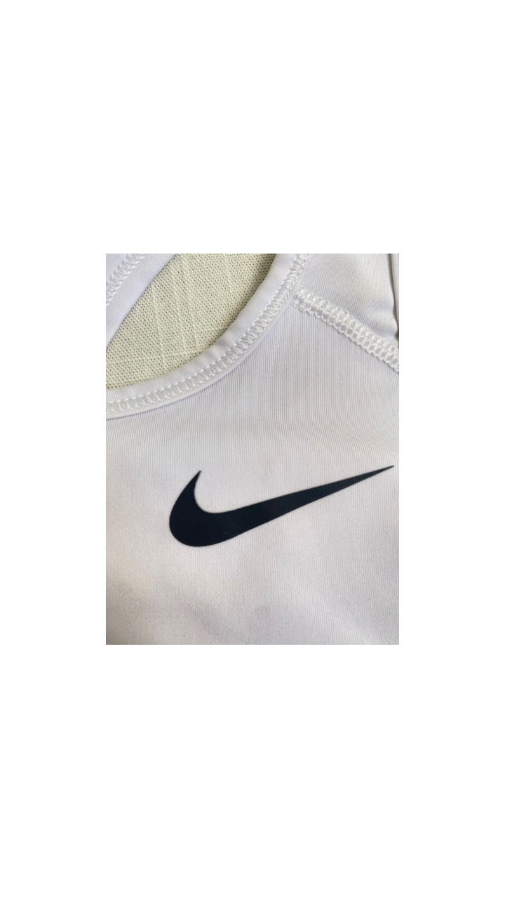 חזיית ספורט Nike Dri-FIT Swoosh מידה- XS